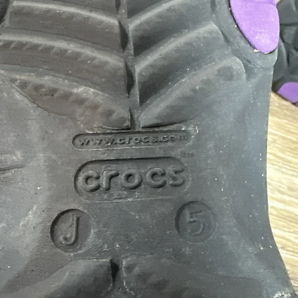 Crocs Black Panther Clogs Kids J5 Marvel Spiked Jibbitz Comfort Shoes